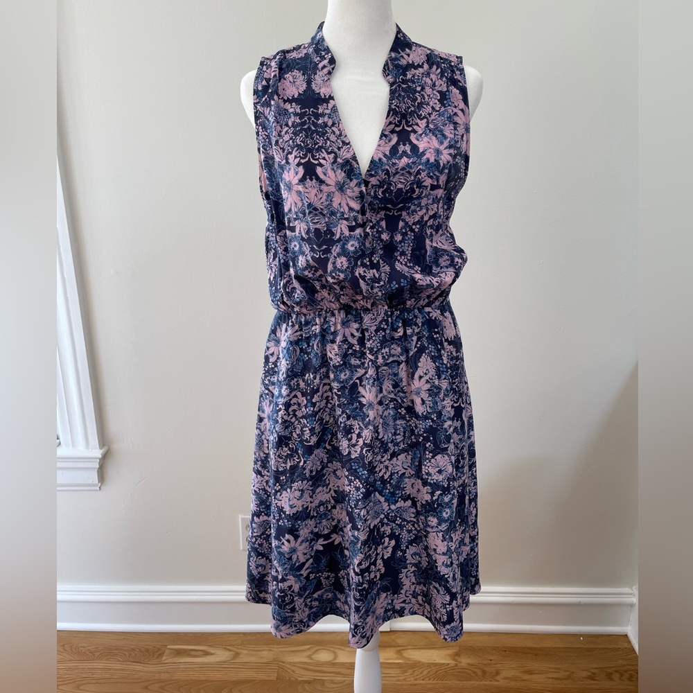 Rebecca Taylor size 6 sill dress in a navy/lilac floral pattern